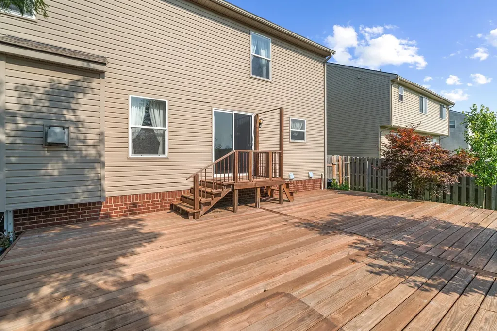 816 King Fisher Street Milan City MI 48160