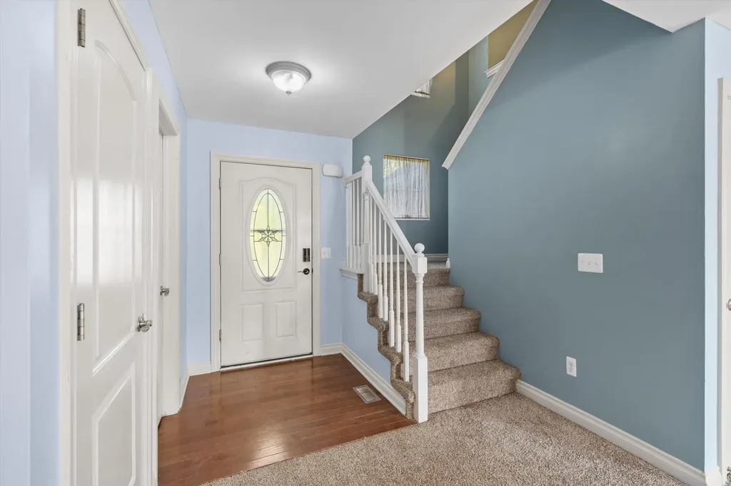 816 King Fisher Street Milan City MI 48160