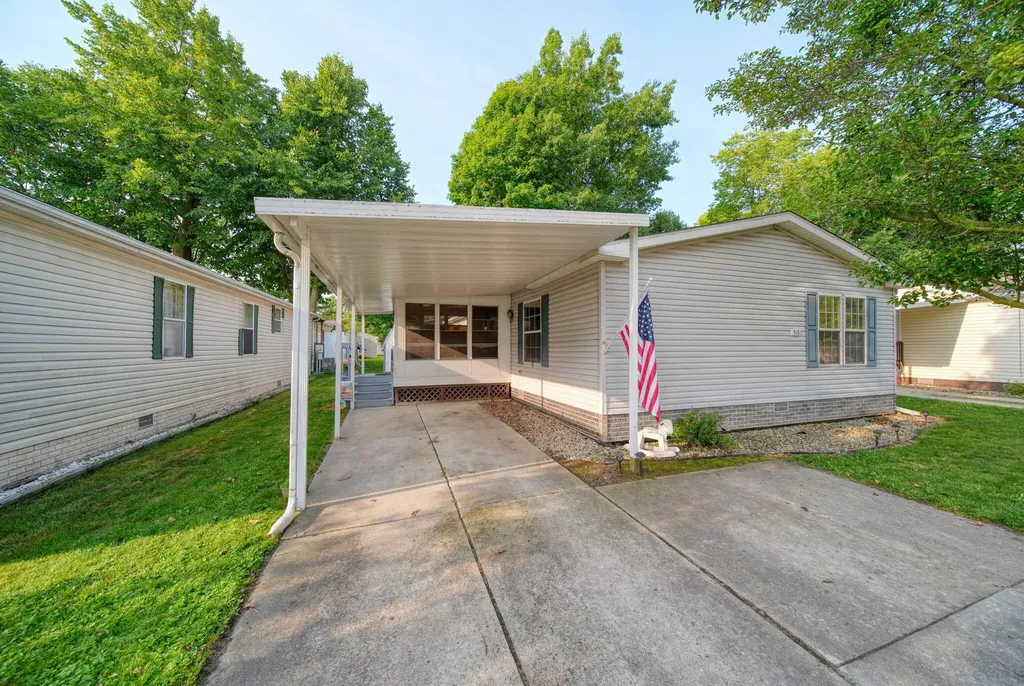 510 Missouri River Court Adrian City MI 49221
