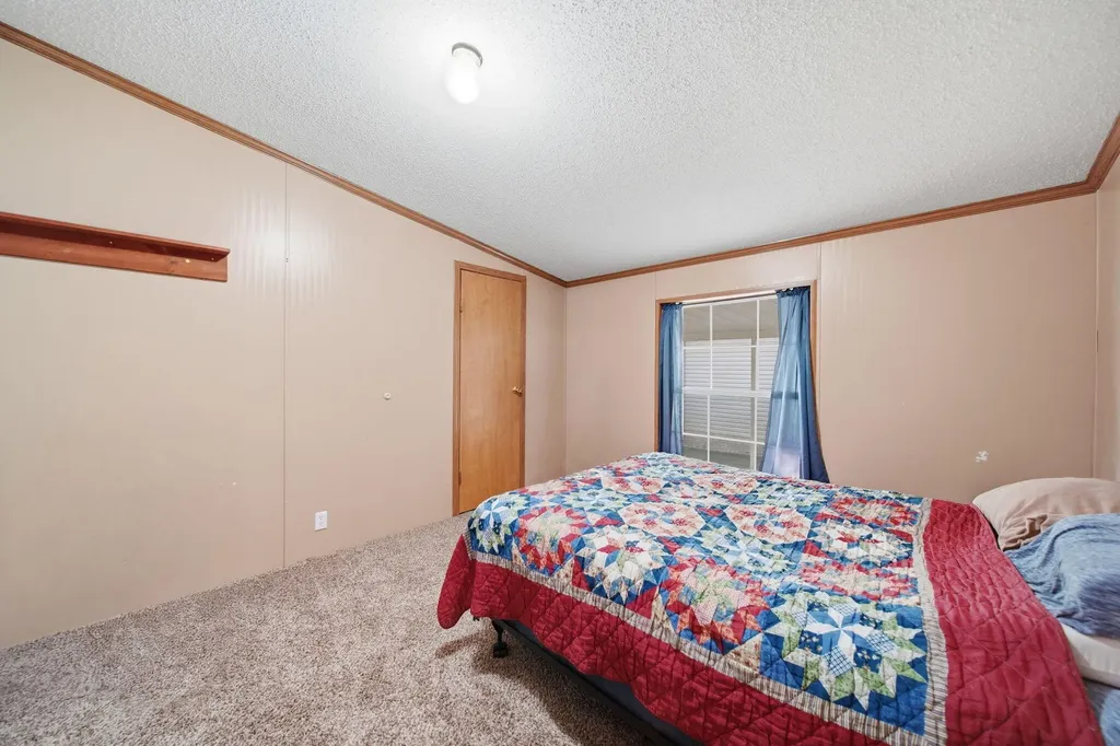 510 Missouri River Court Adrian City MI 49221