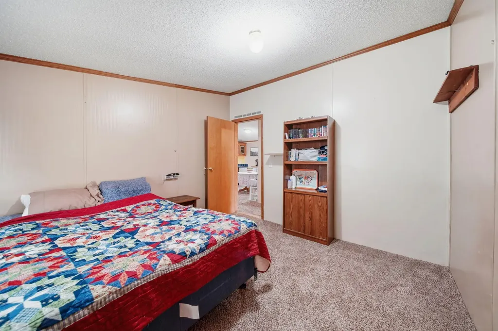 510 Missouri River Court Adrian City MI 49221