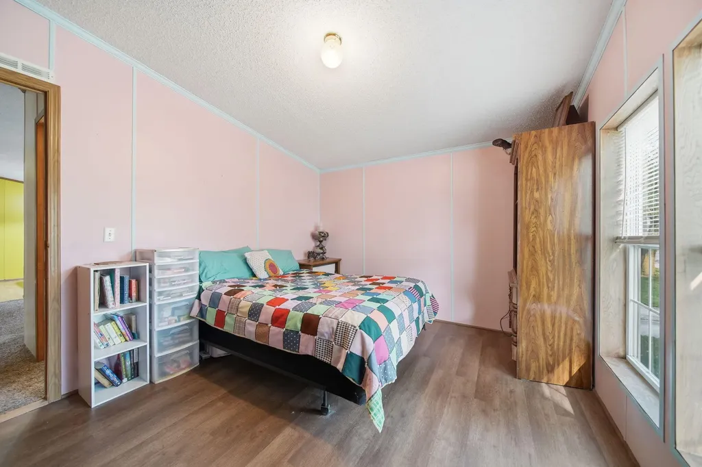 510 Missouri River Court Adrian City MI 49221