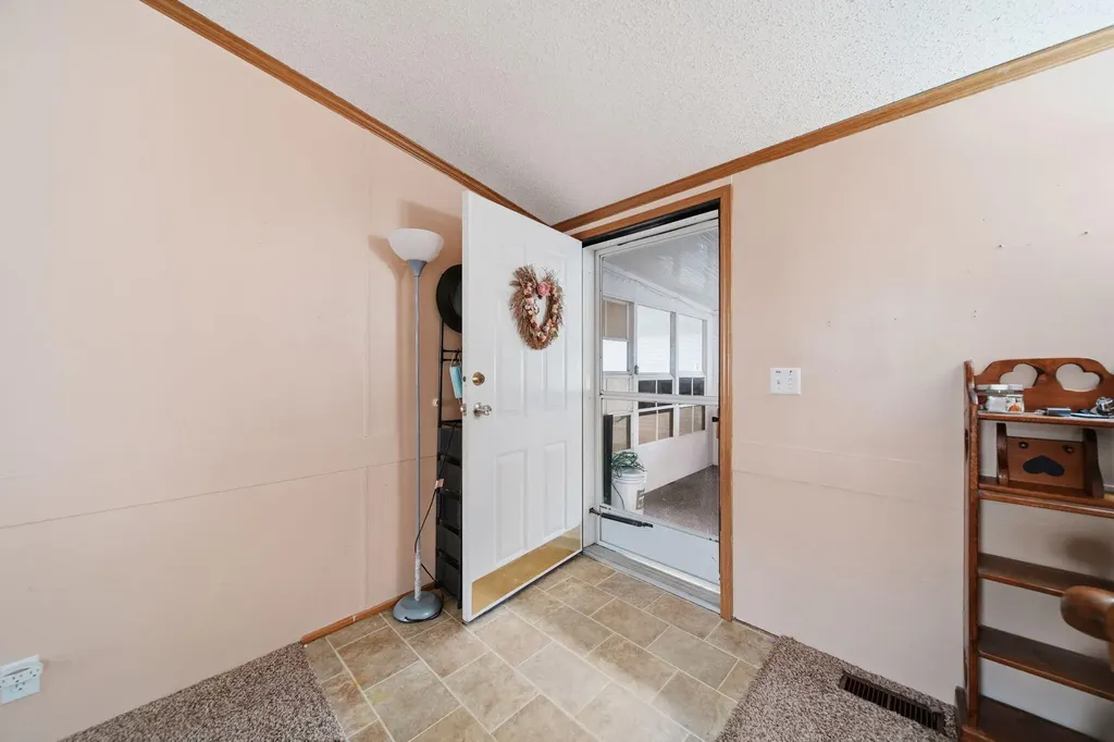 510 Missouri River Court Adrian City MI 49221