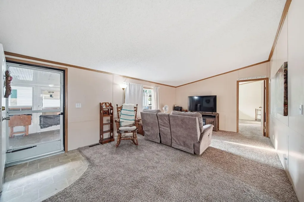 510 Missouri River Court Adrian City MI 49221