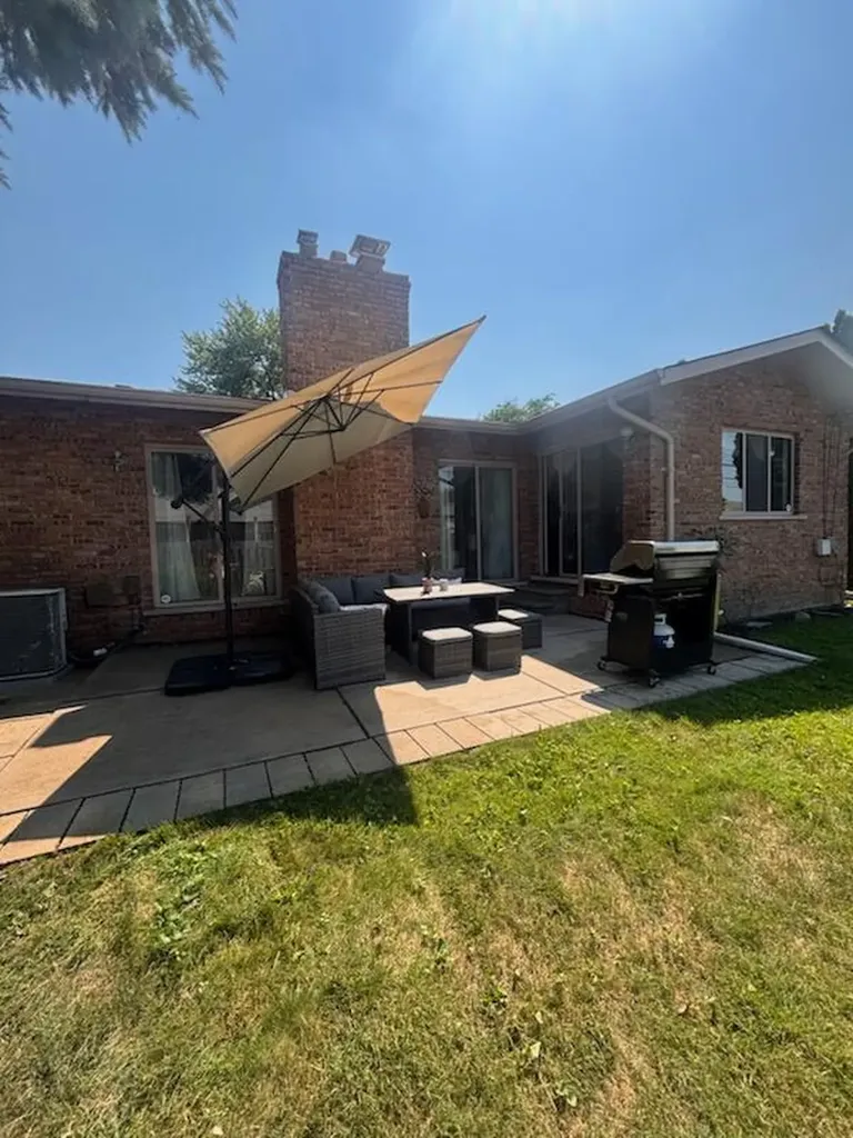 23355 Robert John Street St. Clair Shores City MI 48080