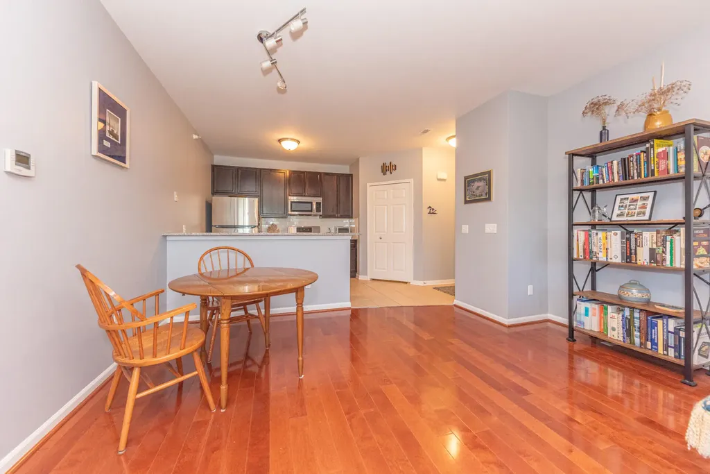 1042 W Summerfield Glen Circle Scio Township MI 48103