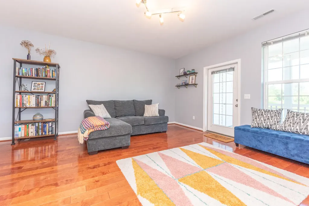 1042 W Summerfield Glen Circle Scio Township MI 48103