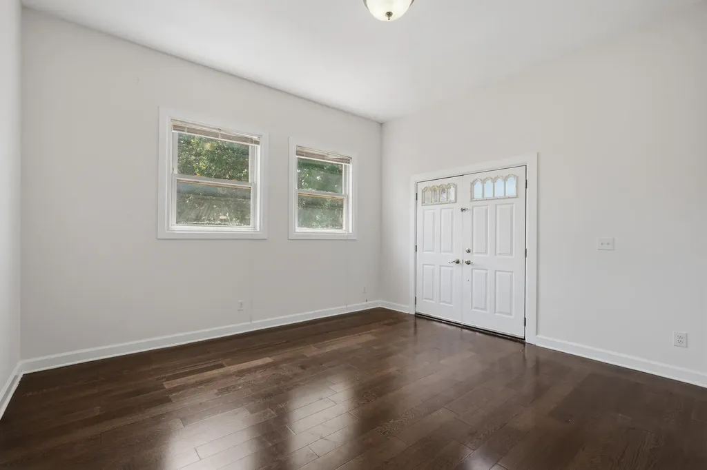 8336 Nightingale Street Dearborn Heights City MI 48127