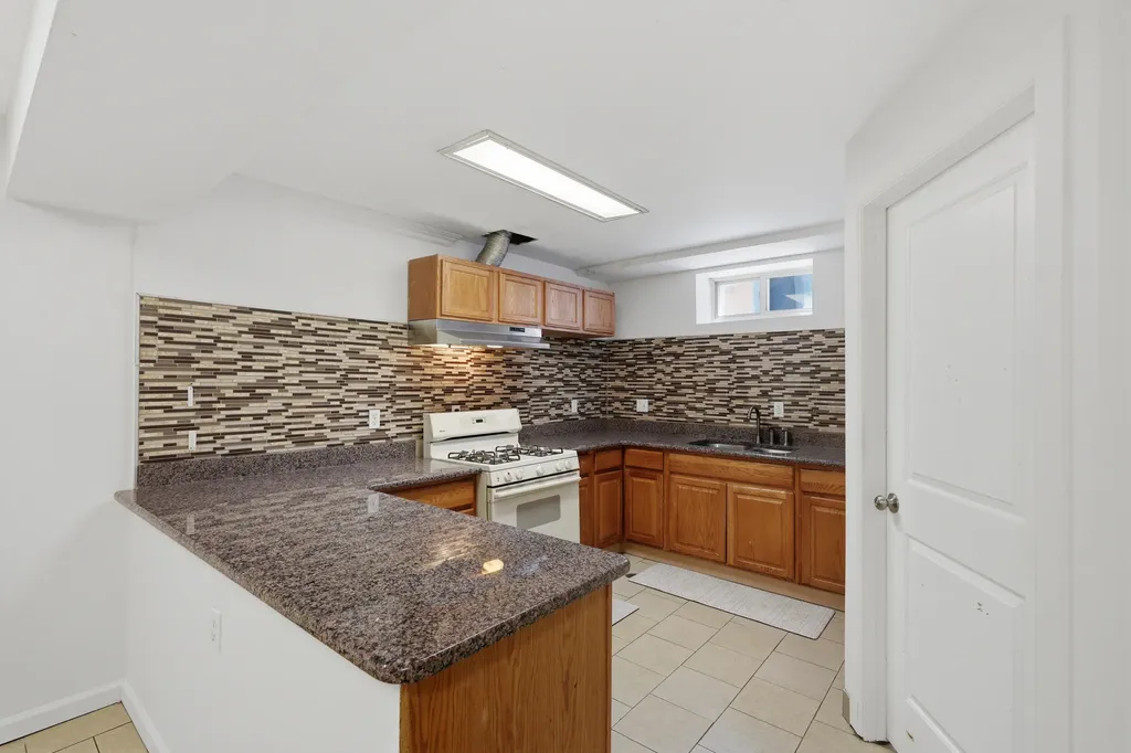 8336 Nightingale Street Dearborn Heights City MI 48127