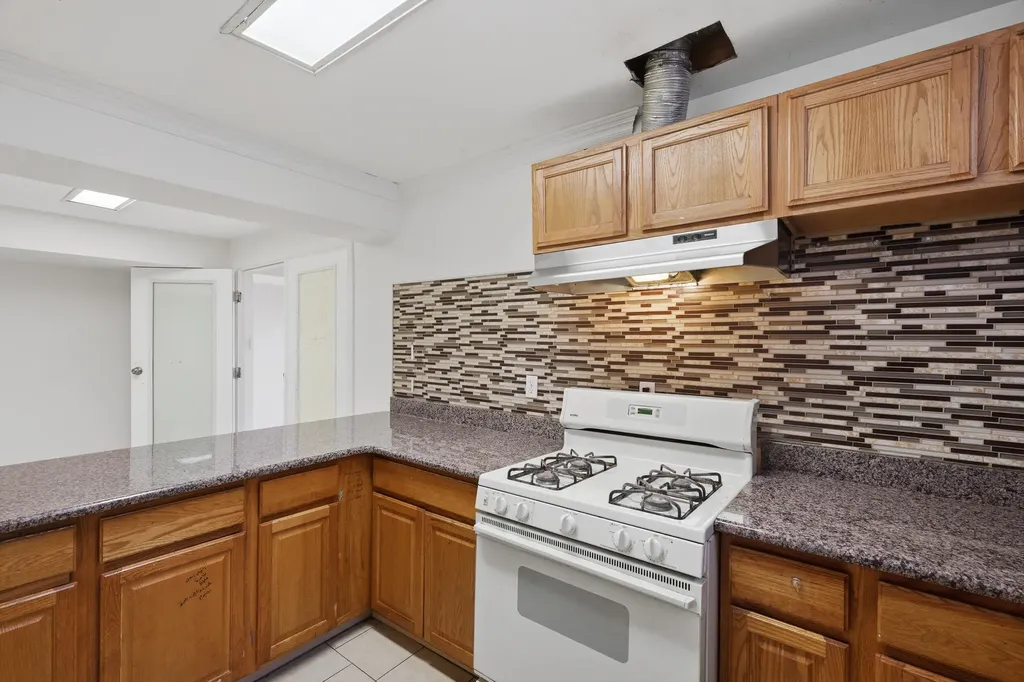 8336 Nightingale Street Dearborn Heights City MI 48127