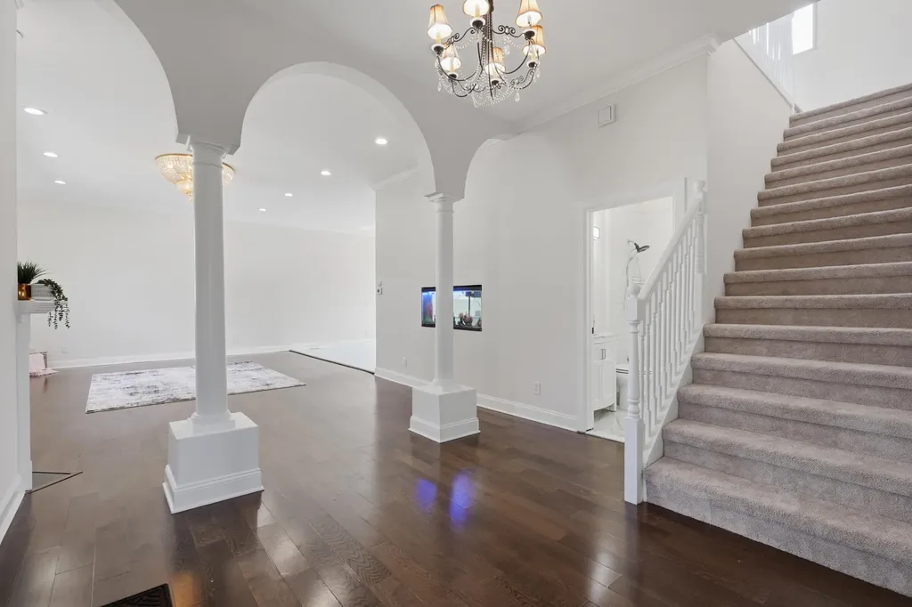8336 Nightingale Street Dearborn Heights City MI 48127
