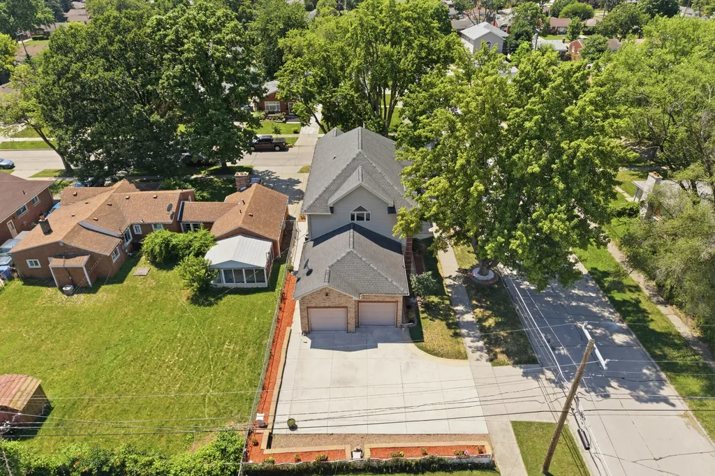 8336 Nightingale Street Dearborn Heights City MI 48127