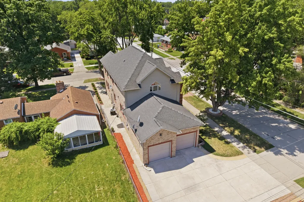 8336 Nightingale Street Dearborn Heights City MI 48127