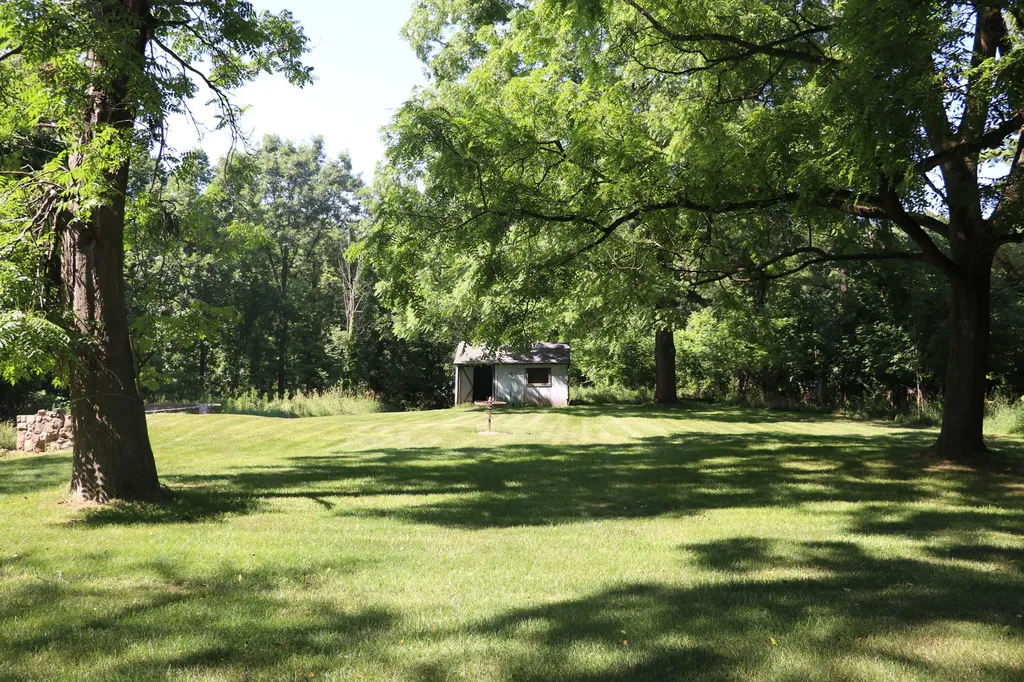 6310 Shappie Road Independence Charter Township MI 48348