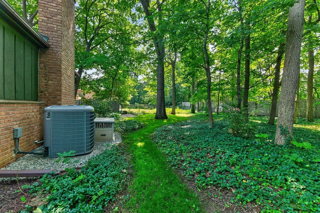 3357 Tacoma Circle Ann Arbor City MI 48108