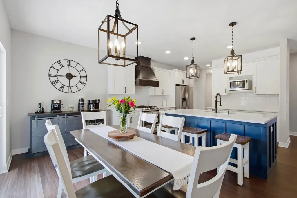 23070 Meadowlark Street Oak Park City MI 48237