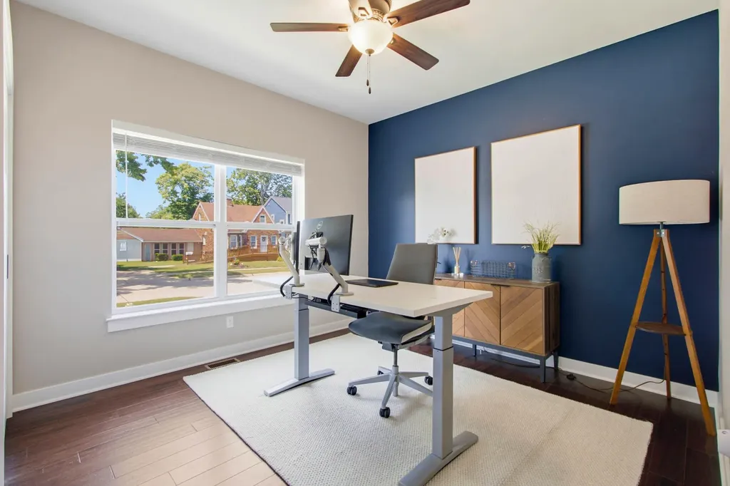 23070 Meadowlark Street Oak Park City MI 48237