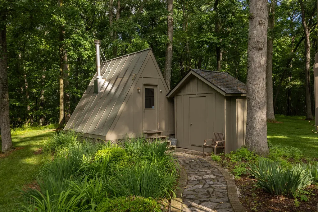 10750 Koebbe Road Freedom Township MI 48158