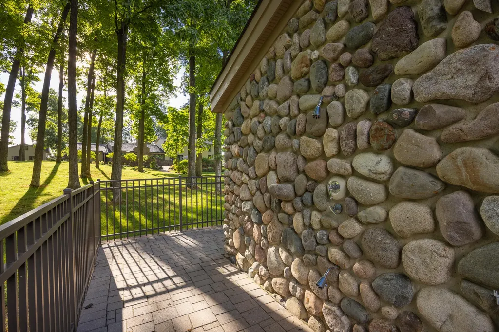10750 Koebbe Road Freedom Township MI 48158