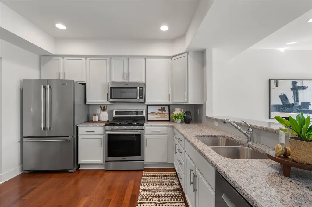2557 W Towne Street Ann Arbor City MI 48103
