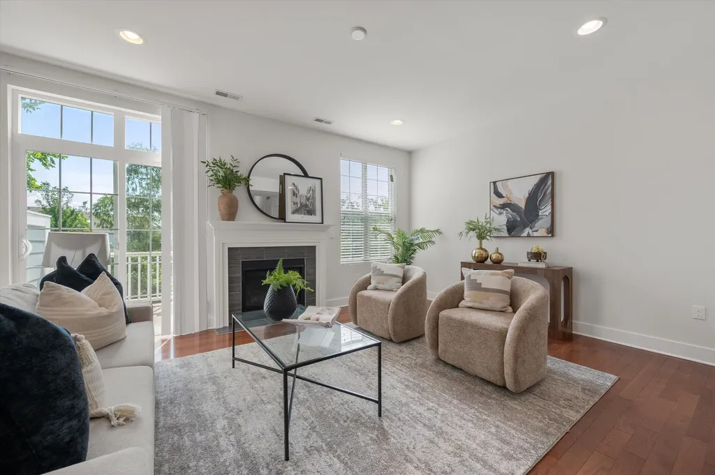 2557 W Towne Street Ann Arbor City MI 48103