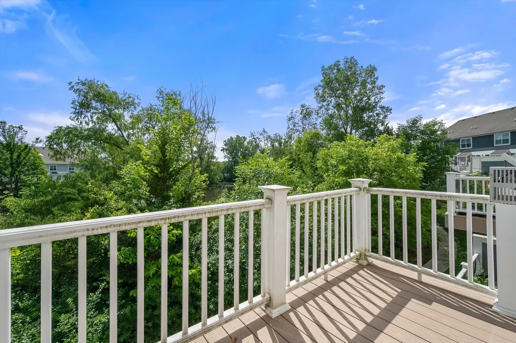 2557 W Towne Street Ann Arbor City MI 48103