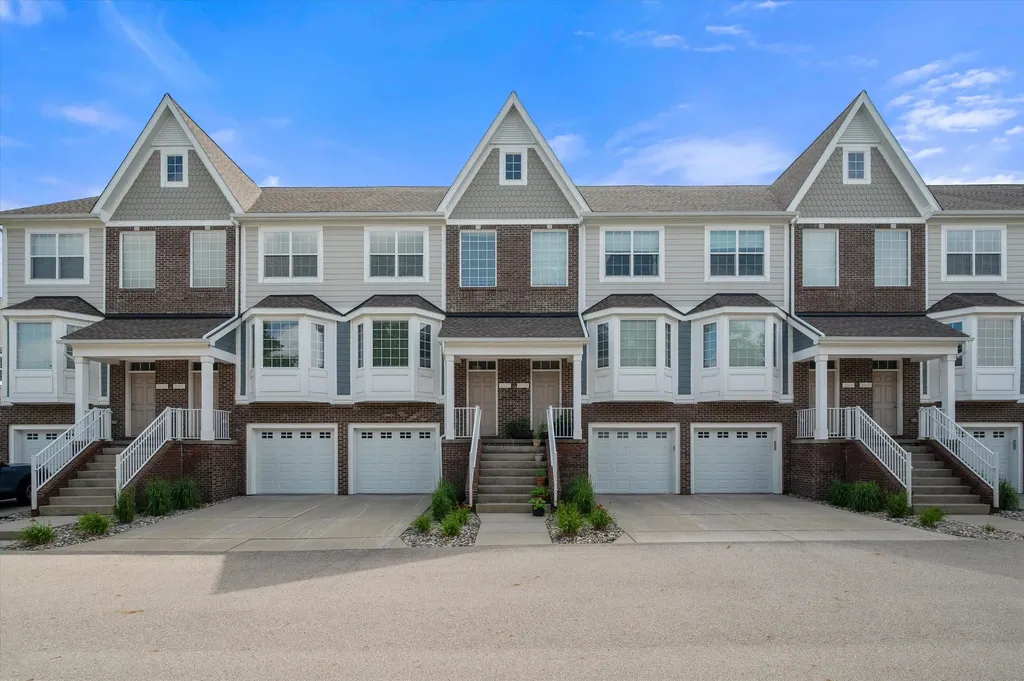 2557 W Towne Street Ann Arbor City MI 48103