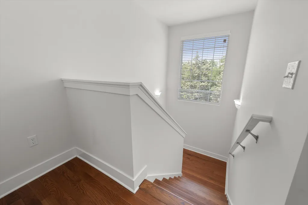 2557 W Towne Street Ann Arbor City MI 48103