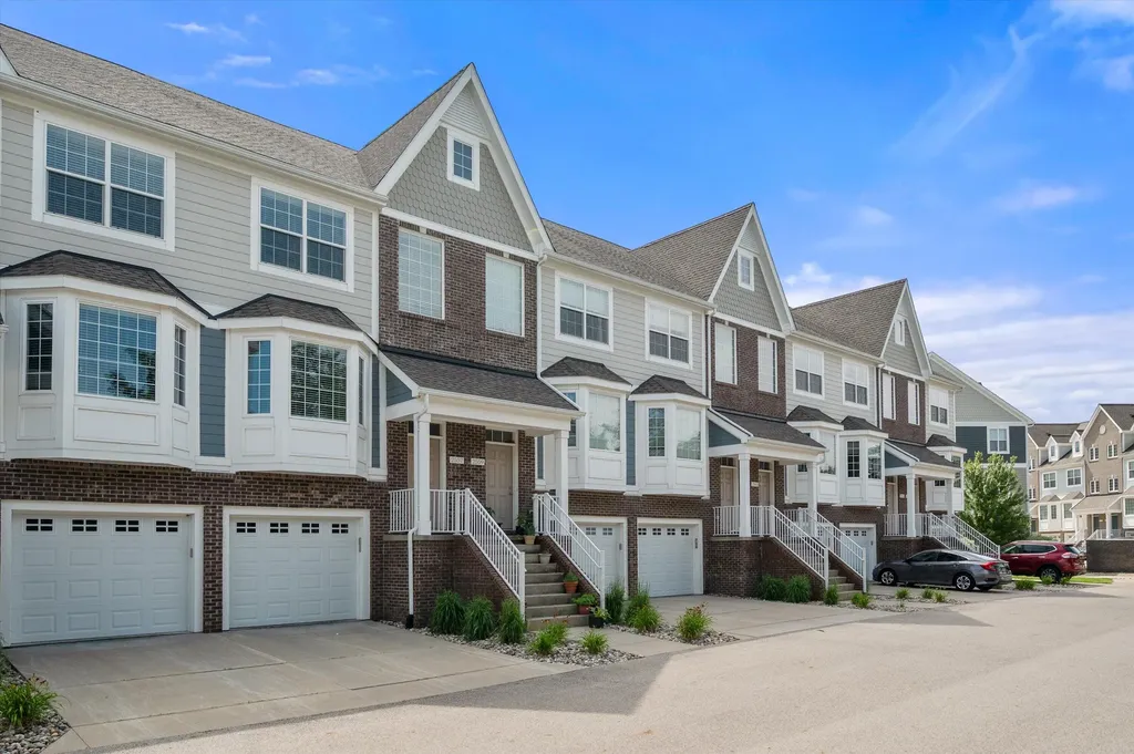 2557 W Towne Street Ann Arbor City MI 48103