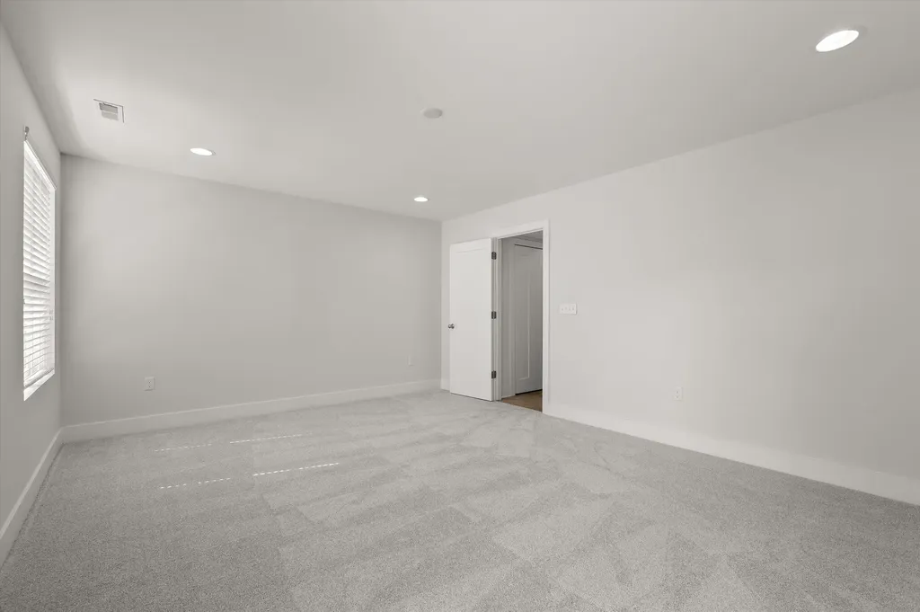 2557 W Towne Street Ann Arbor City MI 48103