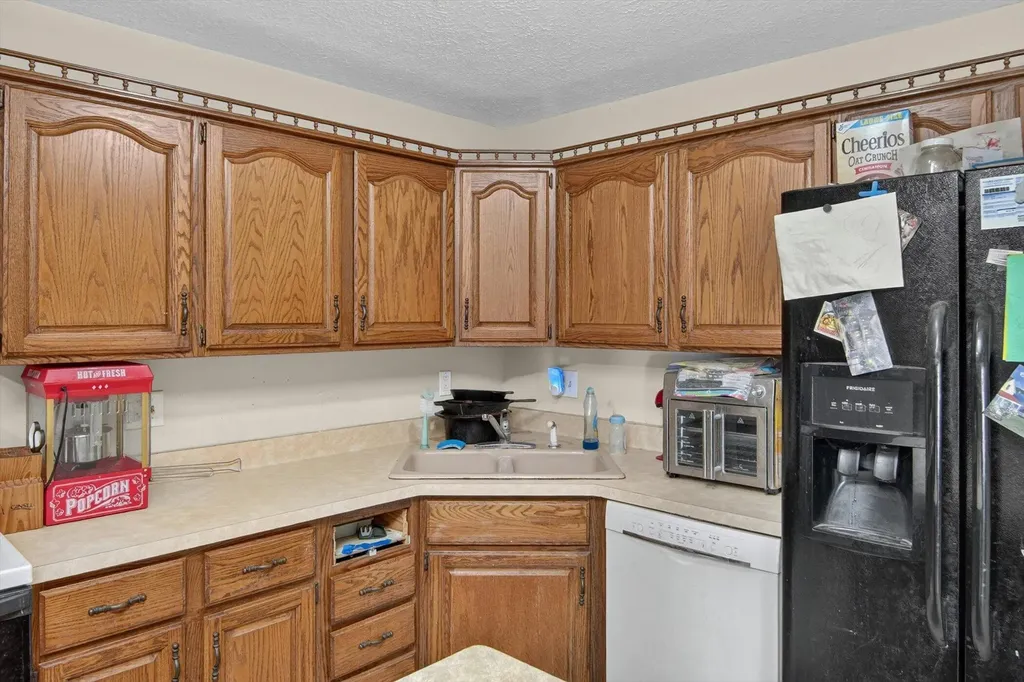 3015 John Glenn Drive Blackman Charter Township MI 49201