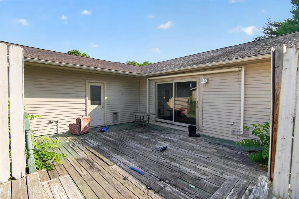 3015 John Glenn Drive Blackman Charter Township MI 49201