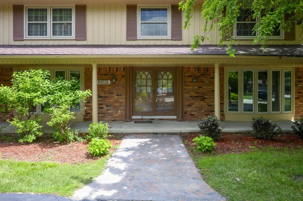 28550 Tavistock Trail Southfield City MI 48034