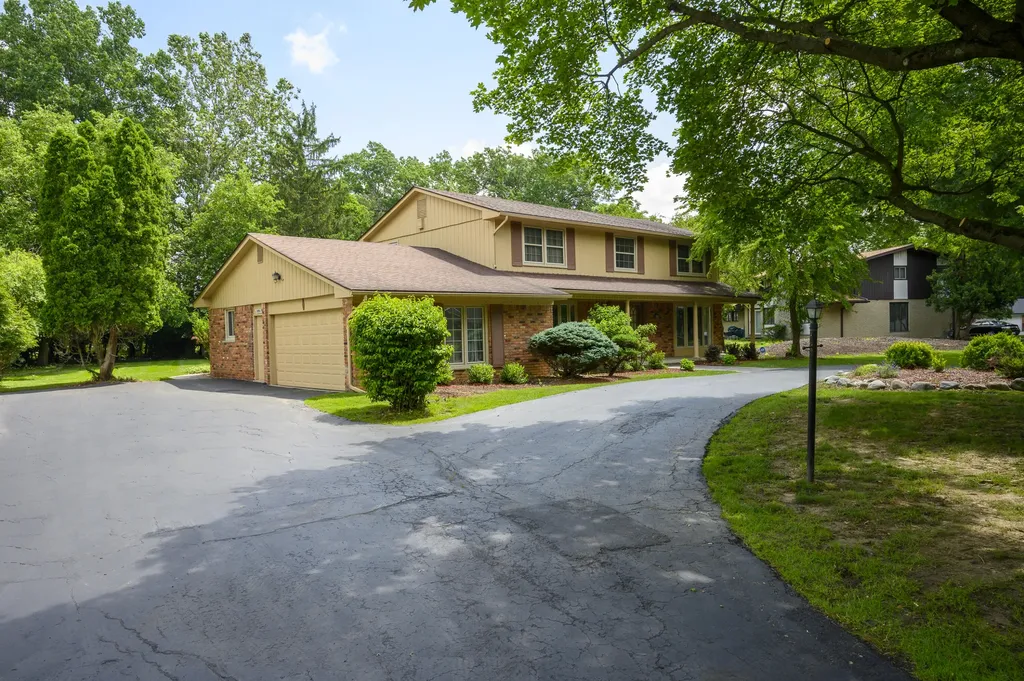 28550 Tavistock Trail Southfield City MI 48034