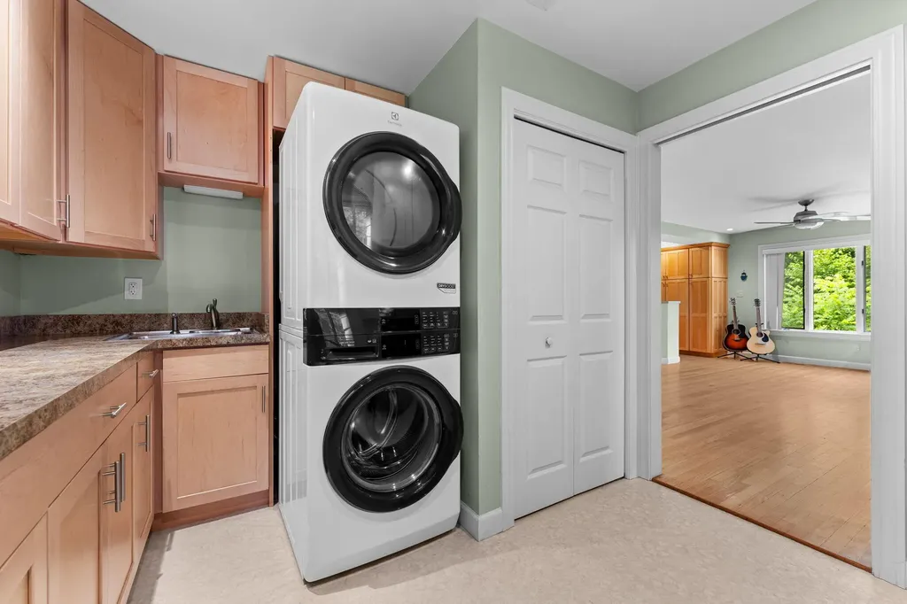 4795 Bridgeway Drive Scio Township MI 48103