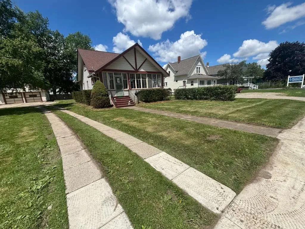 3194 Main Street Marlette City MI 48453