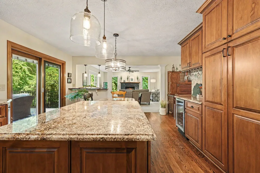 10560 W Splitstone Hamburg Township MI 48169