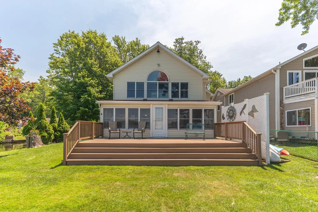 11818 Algonquin Drive Putnam Township MI 48169
