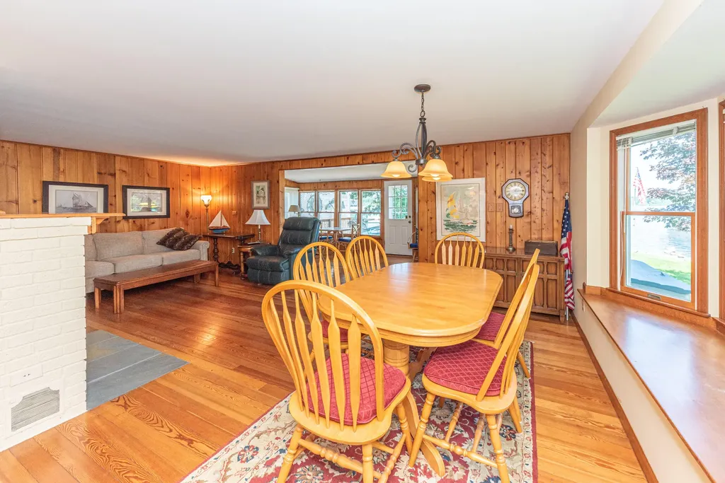 11818 Algonquin Drive Putnam Township MI 48169