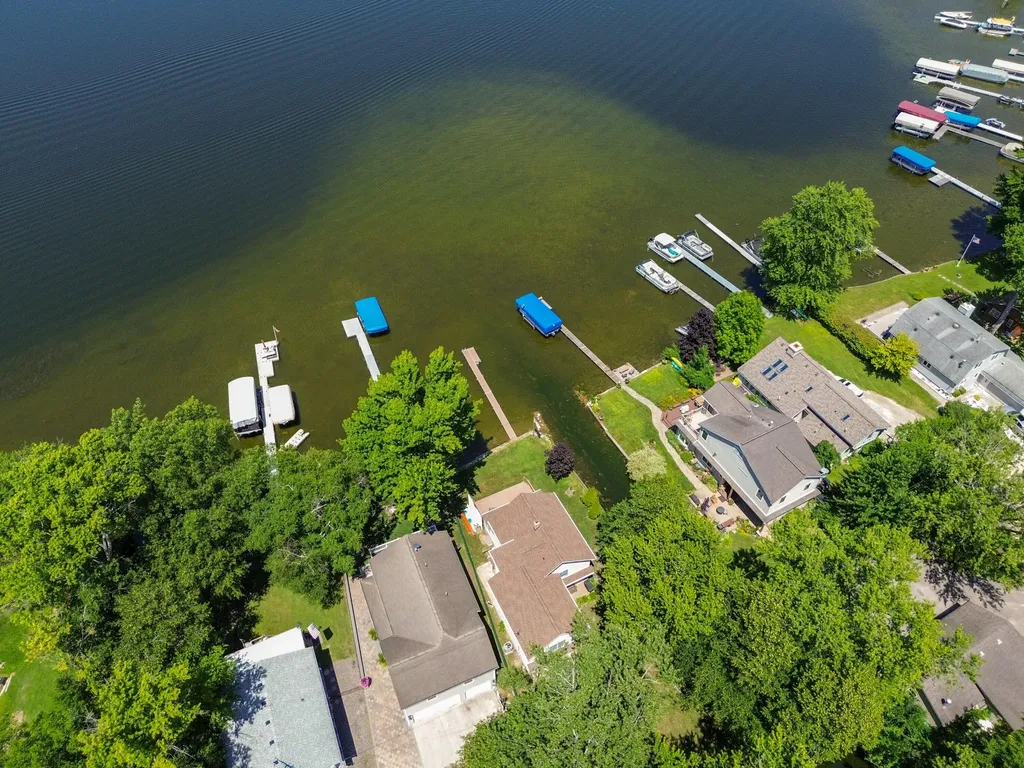 11818 Algonquin Drive Putnam Township MI 48169