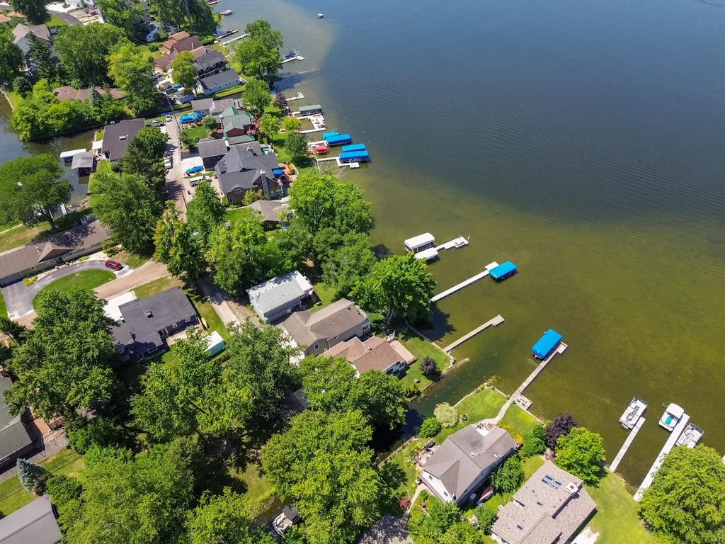 11818 Algonquin Drive Putnam Township MI 48169