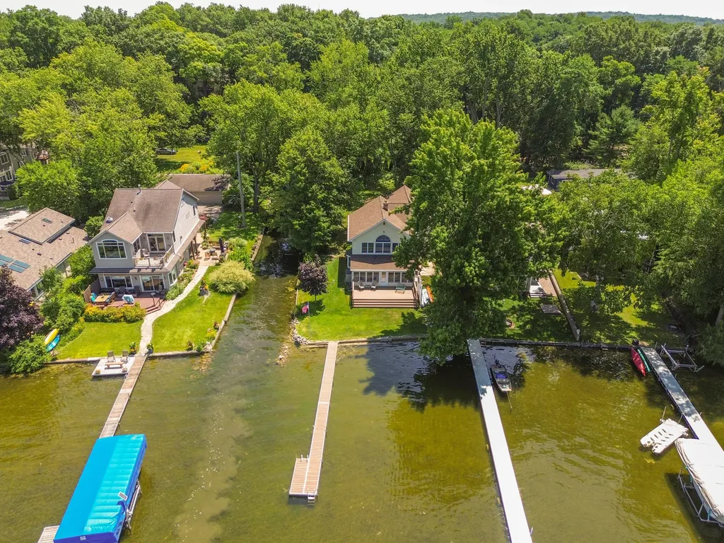 11818 Algonquin Drive Putnam Township MI 48169