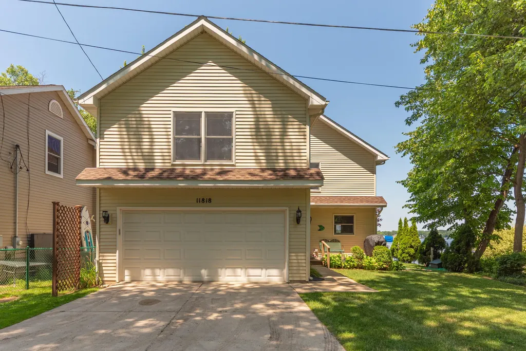 11818 Algonquin Drive Putnam Township MI 48169