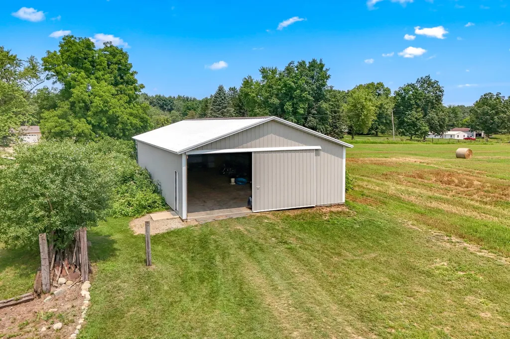 8651 Moreland Road Moscow Township MI 49249