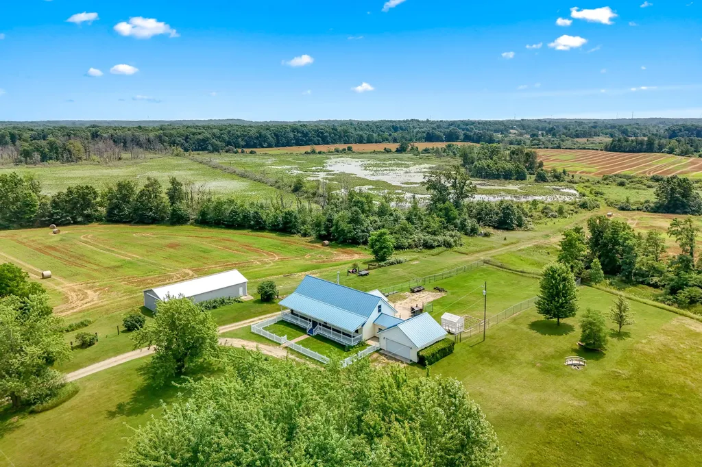 8651 Moreland Road Moscow Township MI 49249