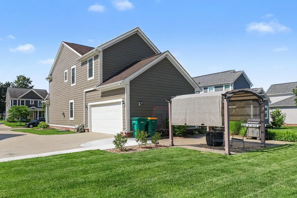 456 Vanessa Court Saline City MI 48176