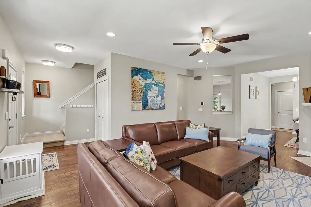 456 Vanessa Court Saline City MI 48176