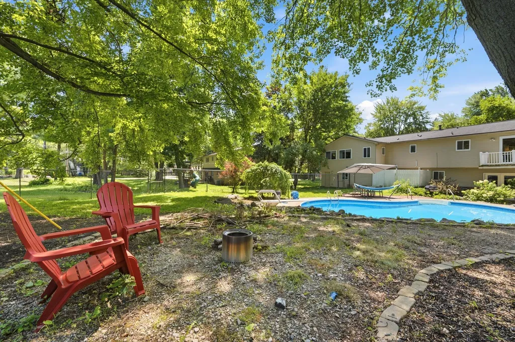 7737 Collingwood Drive Genoa Township MI 48114