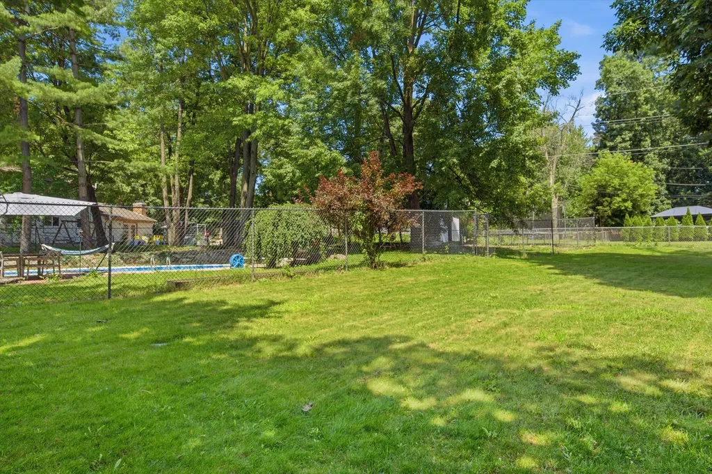 7737 Collingwood Drive Genoa Township MI 48114