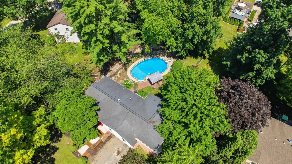 7737 Collingwood Drive Genoa Township MI 48114